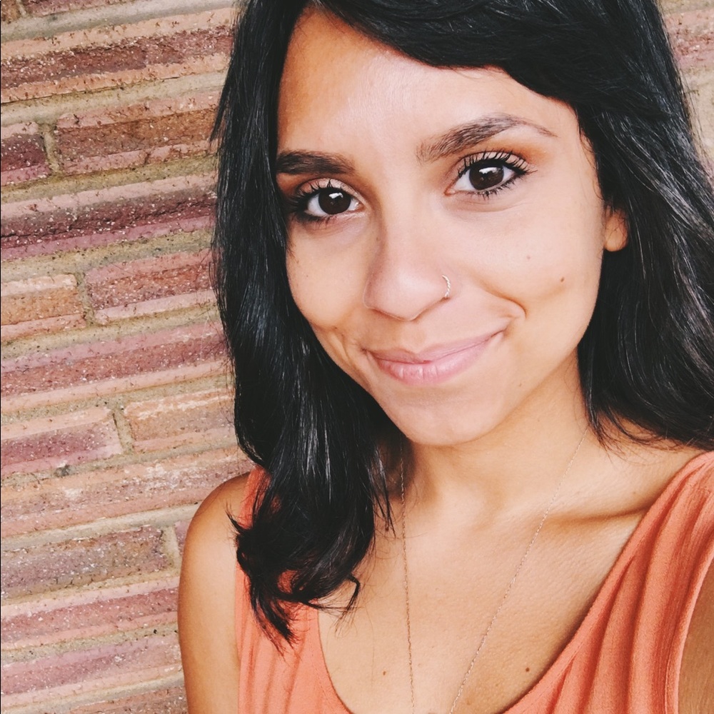 Meet your Posher, Danielle!